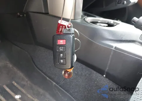 2018 Toyota Rav4 Xle from USA, damaged, VIN JTMRFREV3JJ233042